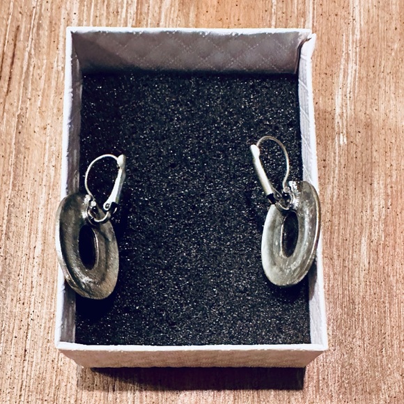 Delicate Iridescent Abalone Shell Pierced Ear Earrings with Greek Key Pattern - Picture 4 of 5